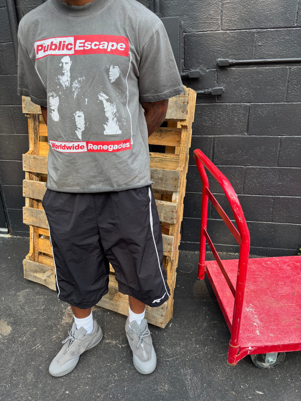 RENEGADE TEE